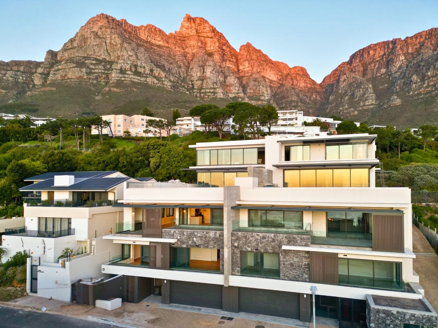 4 Bedroom Property for Sale in Camps Bay Western Cape